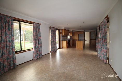 Property photo of 10 Camerons Lane Beveridge VIC 3753