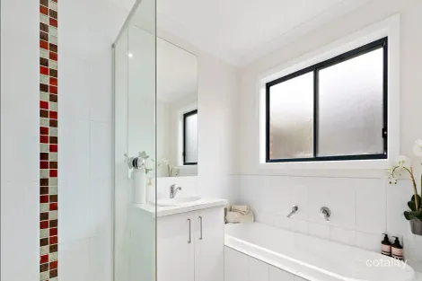 Property photo of 35 Plush Circuit Epping VIC 3076