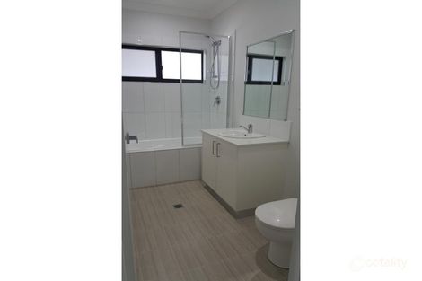 Property photo of 8 Haresfoot Circuit Zuccoli NT 0832
