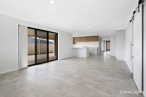 Property photo of 30 Keysor Way Wodonga VIC 3690