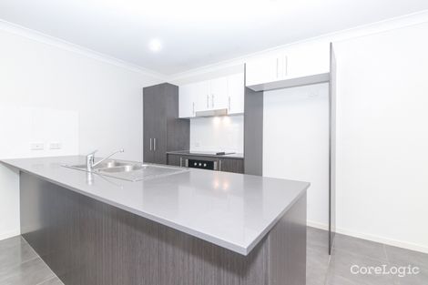 Property photo of 7 Larcom Crescent Redbank Plains QLD 4301