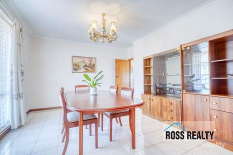 Property photo of 28 Luderman Road Noranda WA 6062