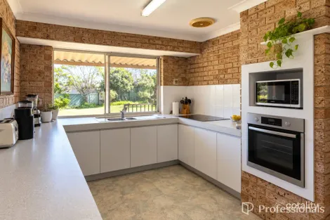 Property photo of 6 Lorikeet Loop High Wycombe WA 6057