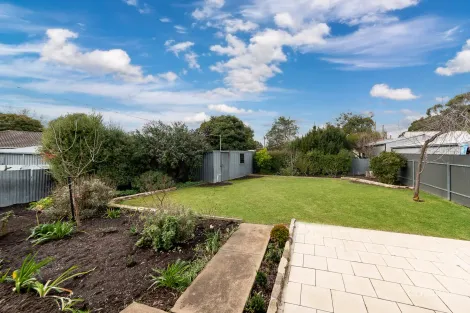 Property photo of 1 Barratt Avenue Mount Barker SA 5251