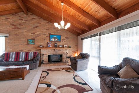 Property photo of 3 Yarra Place Craigieburn VIC 3064