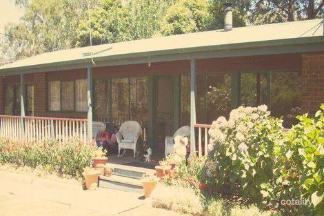 33 River Rd, Millgrove, VIC 3799