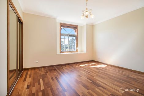 Property photo of 10 Randwick Close Casula NSW 2170