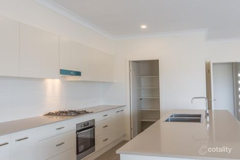 13 Brassia Rise, South Nowra, NSW 2541