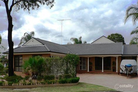 9 Bradman Ave, St Clair, NSW 2759