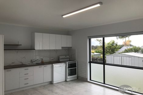 Property photo of 14 Carrumbella Drive Arundel QLD 4214