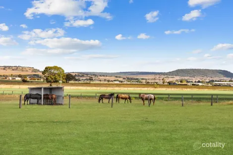 353 Allen Rd, East Greenmount, QLD 4359