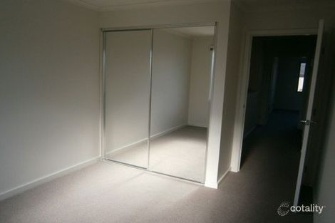 Property photo of 12 Flora Grove Wantirna South VIC 3152
