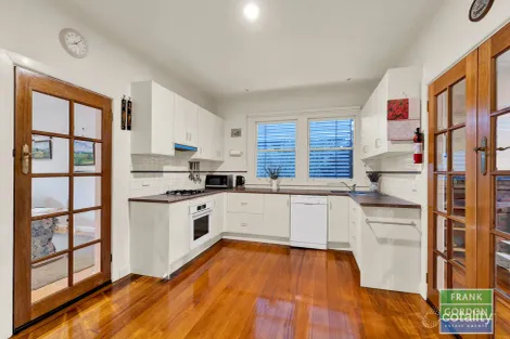 Property photo of 337 Howe Parade Port Melbourne VIC 3207