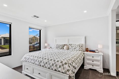 Property photo of 10 Abbott Close Eglinton WA 6034