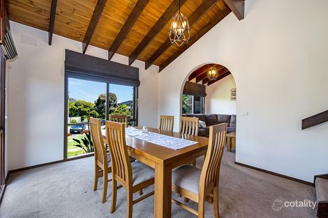 Property photo of 2 Dali Court Wheelers Hill VIC 3150