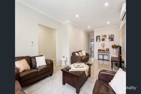 Property photo of 21 Capuchin Way Plumpton NSW 2761