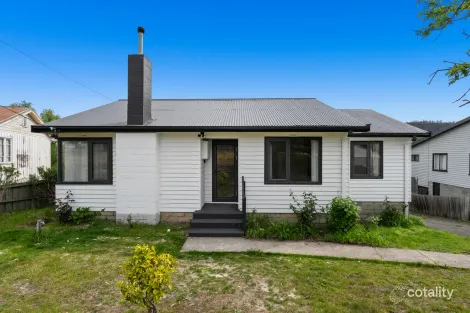 236 Cambridge Rd, Warrane, TAS 7018