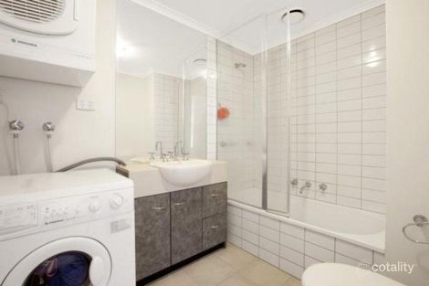 Property photo of 313/118 Dudley Street West Melbourne VIC 3003