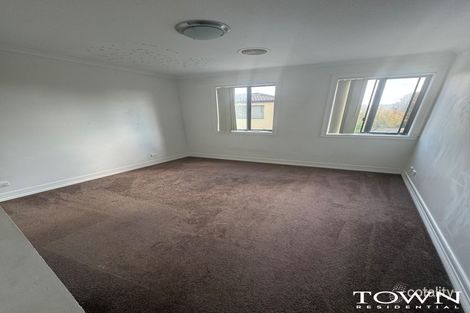 Property photo of 371 Anthony Rolfe Avenue Gungahlin ACT 2912