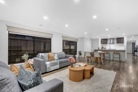 Property photo of 5 Blush Street Mickleham VIC 3064