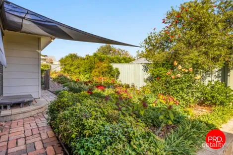 Property photo of 2A Pethard Place Golden Square VIC 3555
