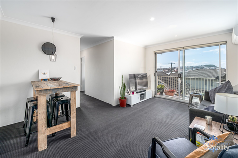 Property photo of 10/7-9 Rowlands Street Merewether NSW 2291