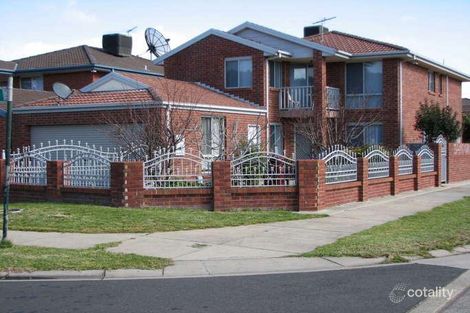 2 Emmerson St, Keysborough, VIC 3173
