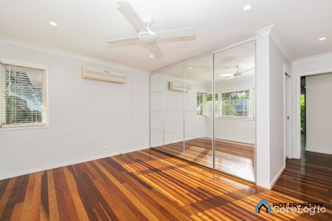 Property photo of 19 Falkirk Street Stafford Heights QLD 4053