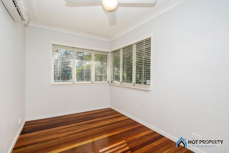 Property photo of 19 Falkirk Street Stafford Heights QLD 4053