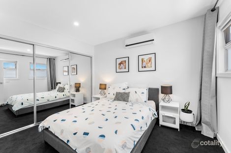Property photo of 1/4 Marigold Avenue Altona North VIC 3025