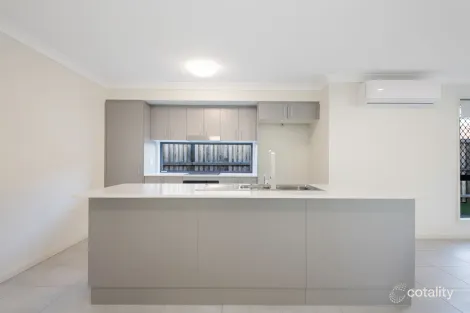 Property photo of 19 Springbrook Street Yarrabilba QLD 4207