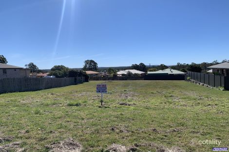 73 Grant Cres, Wondai, QLD 4606