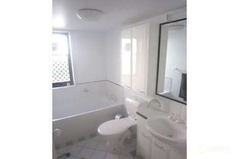 Property photo of 2/33 Australia Avenue Broadbeach QLD 4218