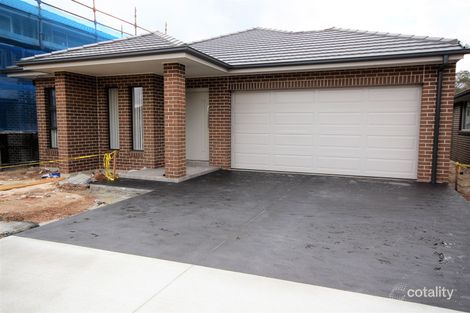 5 Felicity Cres, Grantham Farm, NSW 2765