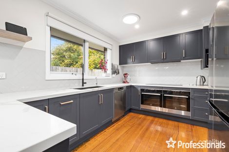 Property photo of 18 Taylors Road Croydon VIC 3136