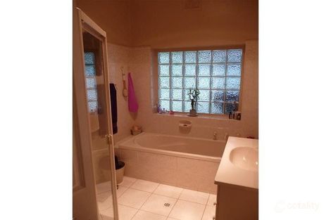 Property photo of 5 Tiparra Avenue Park Holme SA 5043