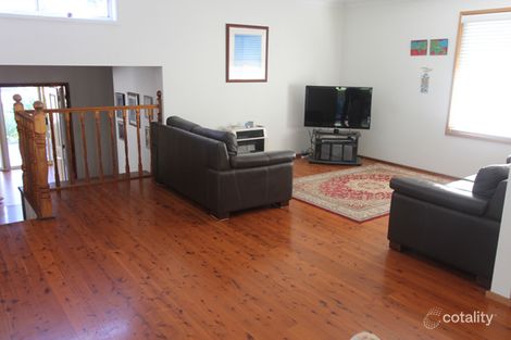 Property photo of 23 Jirramba Avenue Saratoga NSW 2251