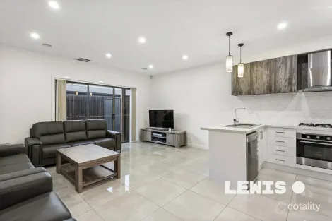 Property photo of 2A James Street Fawkner VIC 3060