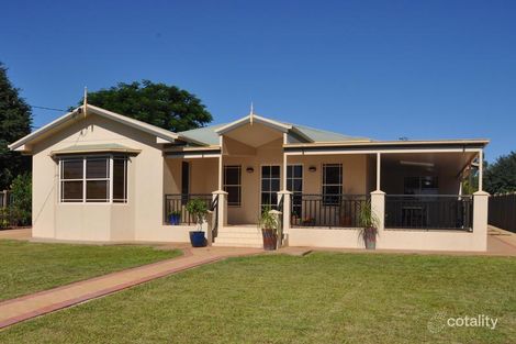 2a Morris St, Toll, QLD 4820