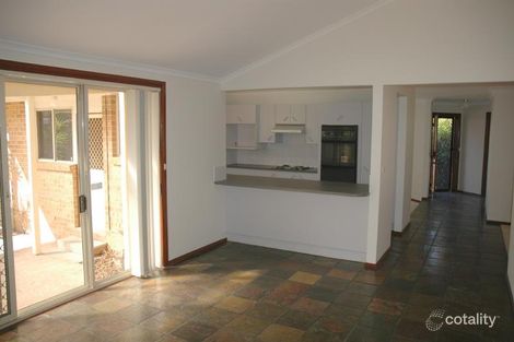 Property photo of 10 Farrelly Place Bomaderry NSW 2541