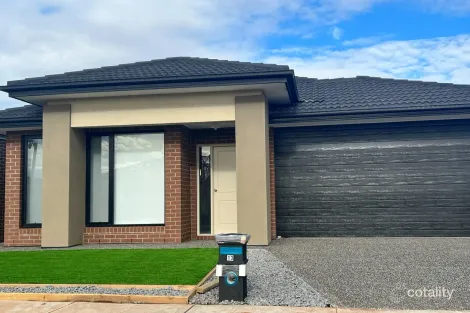 13 Glenard Ave, Strathtulloh, VIC 3338