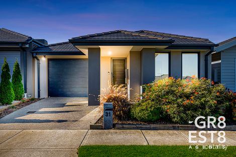 31 Diplomat Cres, Cranbourne South, VIC 3977