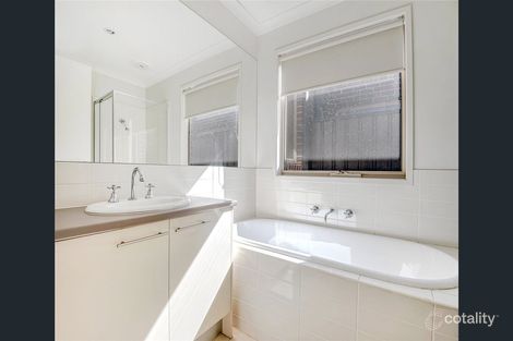 Property photo of 20 Tom Roberts Parade Point Cook VIC 3030