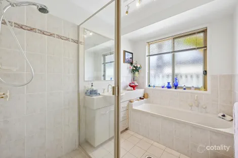 Property photo of 67 Lambor Drive Mudgeeraba QLD 4213