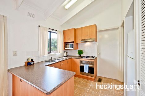 Property photo of 2/177 Mountain View Road Greensborough VIC 3088