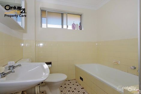 Property photo of 7/24 Atchison Road Macquarie Fields NSW 2564