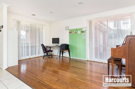 Property photo of 21 Napier Way Narre Warren South VIC 3805