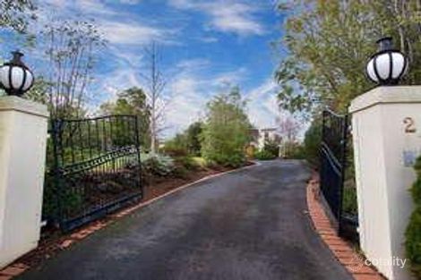 Property photo of 2 Allfrey Court Mount Eliza VIC 3930