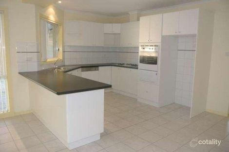 Property photo of 3 Balam Green Sydenham VIC 3037