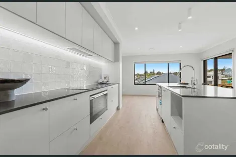 Property photo of 68 Parkes Lane Terranora NSW 2486